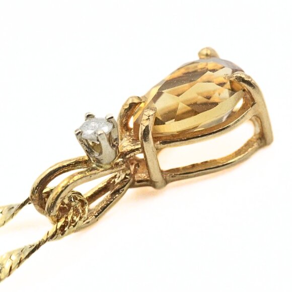 Opulent Dainty 14K Gold Citrine Tear Drop Shaped Twisted Rope Chain Necklace - Picture 3 of 10